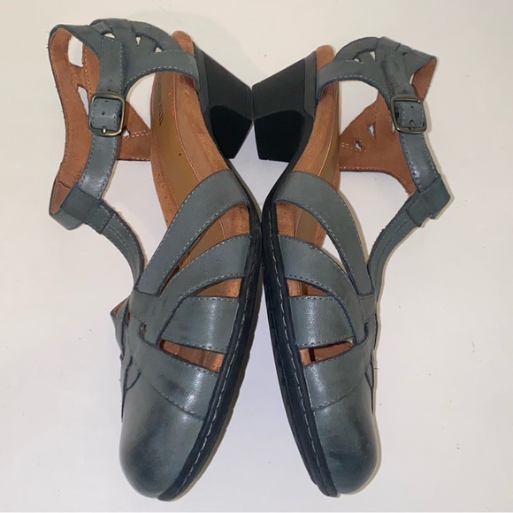 Cobb Hill Aubrey Gray Leather Cushioned Comfort Slingback Pumps - Picture 13 of 16